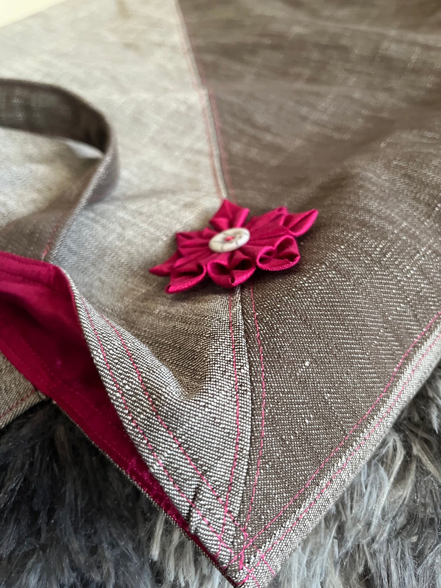 Posh Petal Plus Tote – Grey Diagonal Elegance, With Hot Pink Sheen Satin Lining Medium Tote